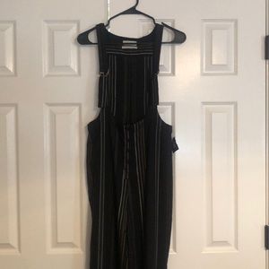 Urban Outfitters Pants suit romper